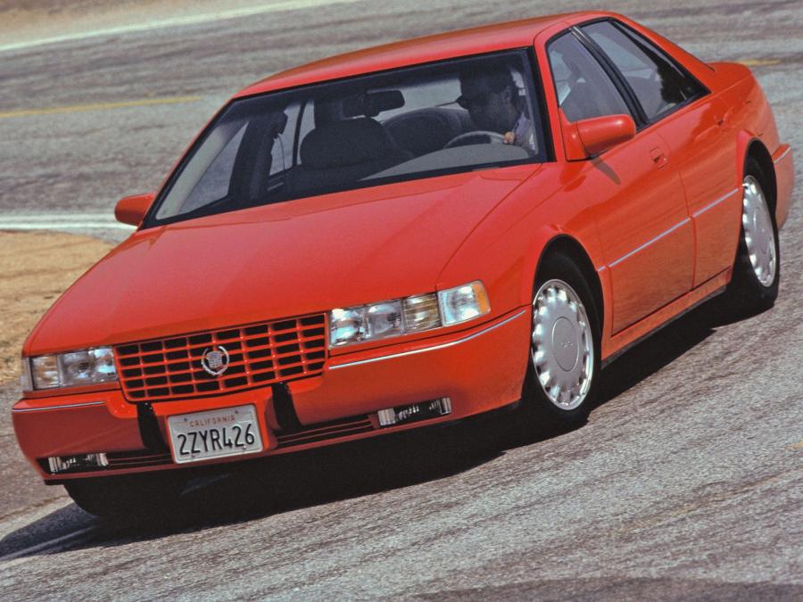  Cadillac Seville STS 1992 года  (фото 14 из 19)